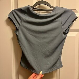 Princess Polly blue open back T-shirt
